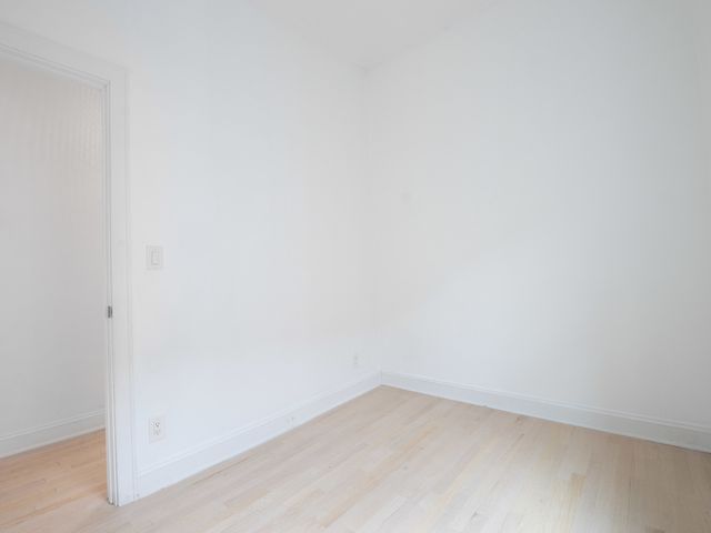 3306 W Le Moyne Street, Chicago, IL 60651