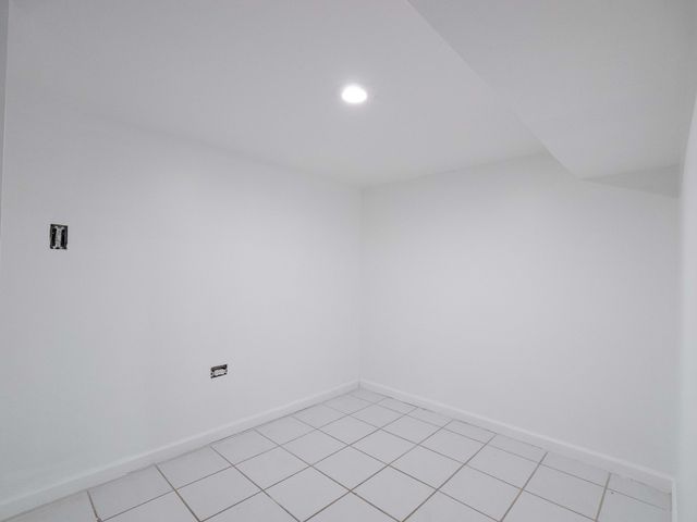 3306 W Le Moyne Street, Chicago, IL 60651