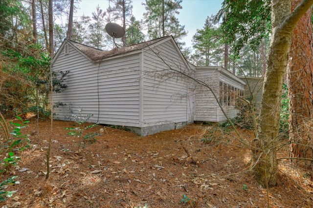 42 Old Lawson Road, Aiken, SC 29801