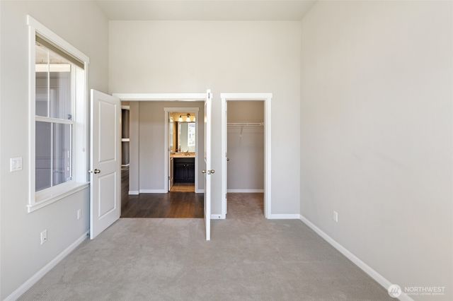 2412 NE Boulderstone Court, Poulsbo, WA 98370