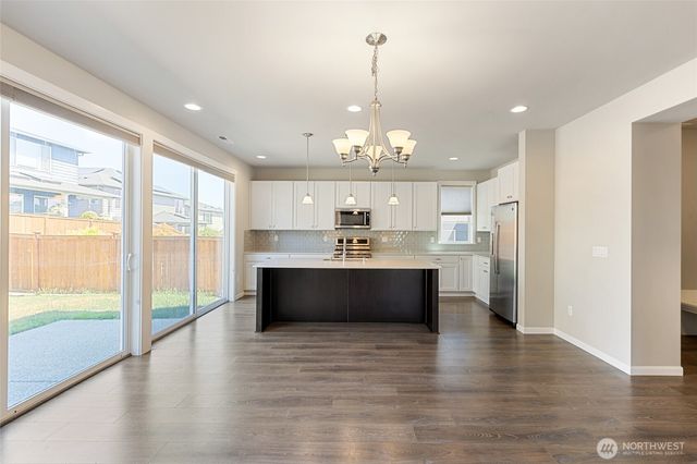 2412 NE Boulderstone Court, Poulsbo, WA 98370
