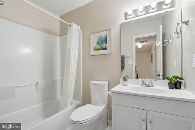 8967 OMEGA CT, Springfield, VA 22152