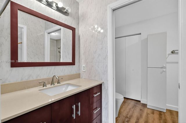 13702 SW 101st Ter, Miami, FL 33186