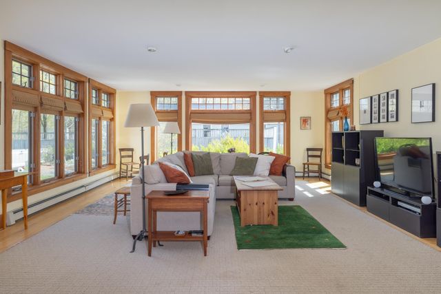 1003 School Street, Dunbarton, NH 03046