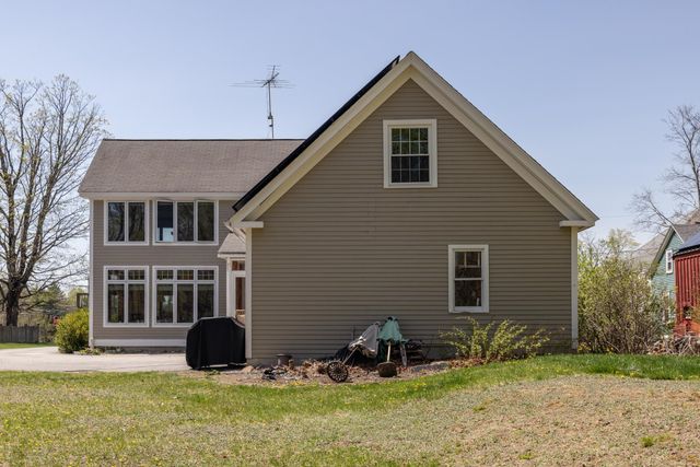 1003 School Street, Dunbarton, NH 03046