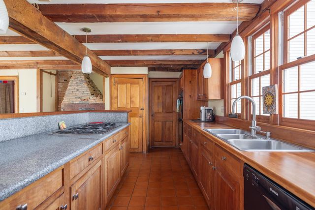 1003 School Street, Dunbarton, NH 03046