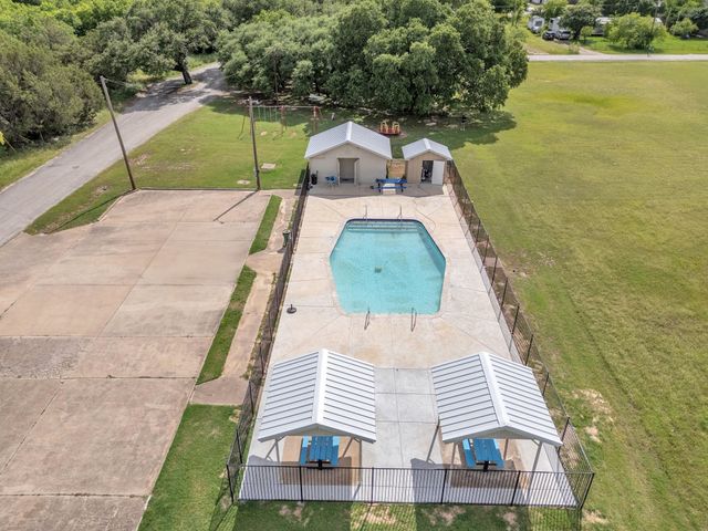 2512 San Gabriel Drive, Granbury, TX 76048