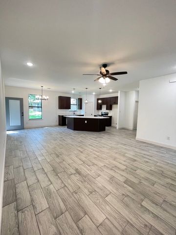 2512 San Gabriel Drive, Granbury, TX 76048