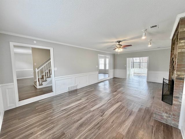 9329 CURLING POND LN, Lakeland, TN 38002