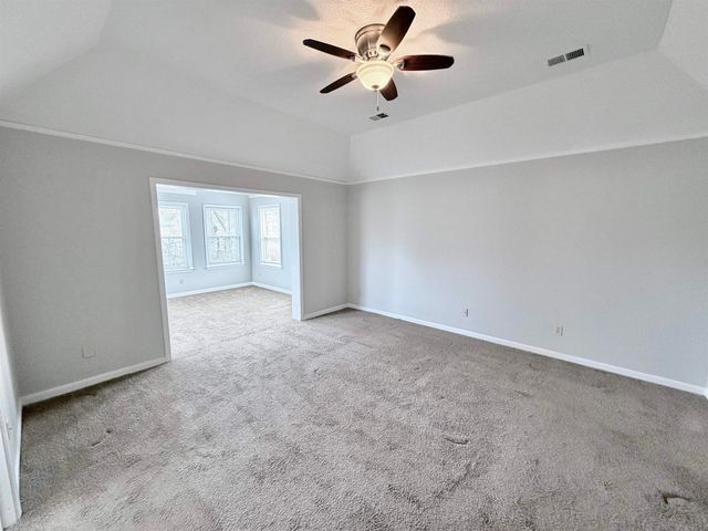 9329 CURLING POND LN, Lakeland, TN 38002