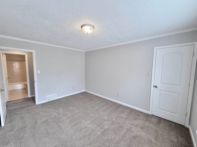 9329 CURLING POND LN, Lakeland, TN 38002