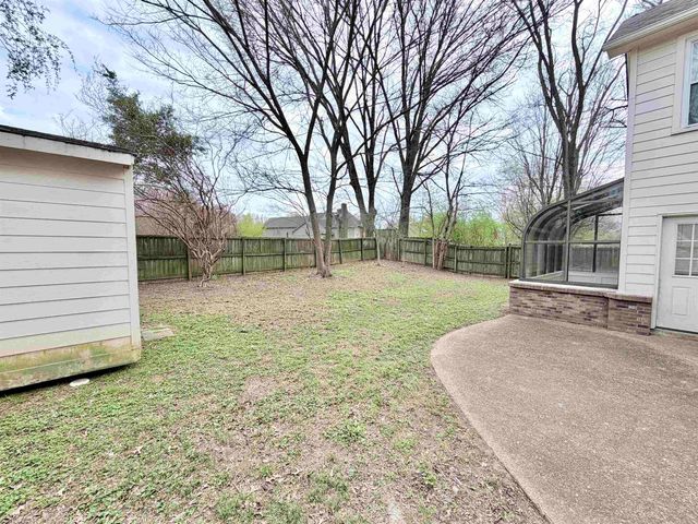 9329 CURLING POND LN, Lakeland, TN 38002