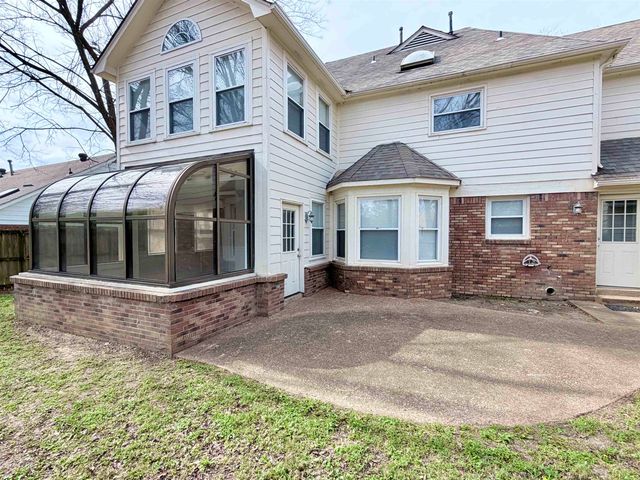 9329 CURLING POND LN, Lakeland, TN 38002