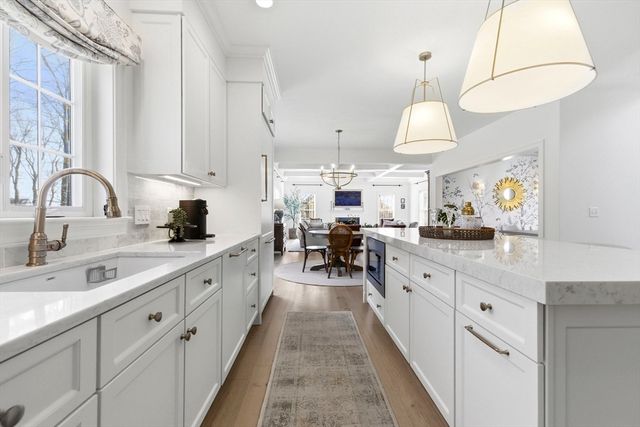 29 Rawson Farm Rd, Mendon, MA 01756