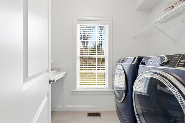 29 Rawson Farm Rd, Mendon, MA 01756