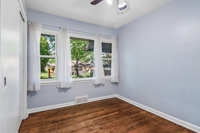 8316 Columbia Avenue, Munster, IN 46321