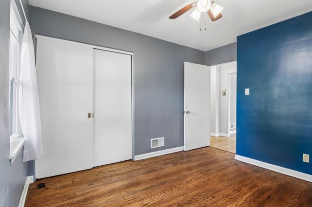 8316 Columbia Avenue, Munster, IN 46321