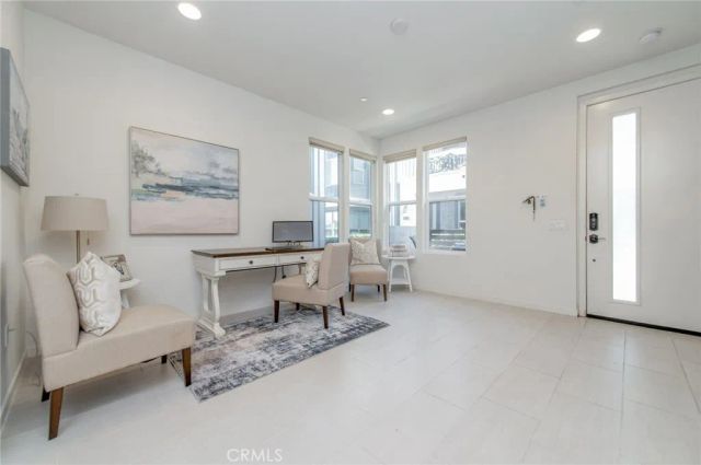 1007 Somerton, Costa Mesa, CA 92627