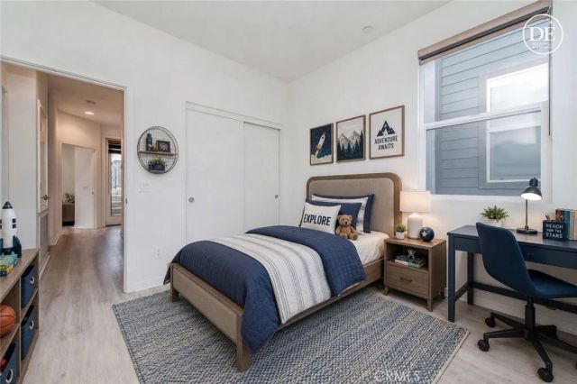1007 Somerton, Costa Mesa, CA 92627