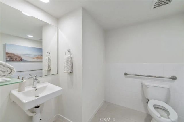 1007 Somerton, Costa Mesa, CA 92627