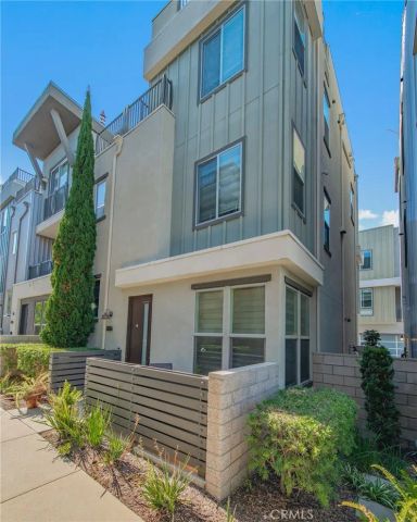 1007 Somerton, Costa Mesa, CA 92627