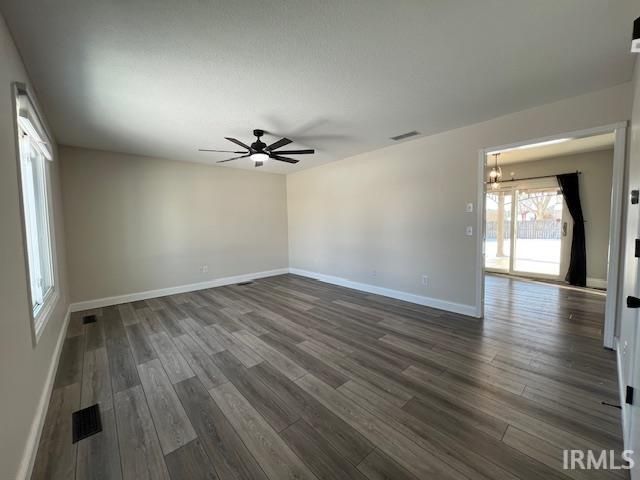 12925 Country Shoal Lane, Grabill, IN 46741