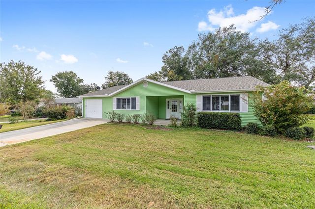 8238 SW 108TH STREET ROAD, Ocala, FL 34481