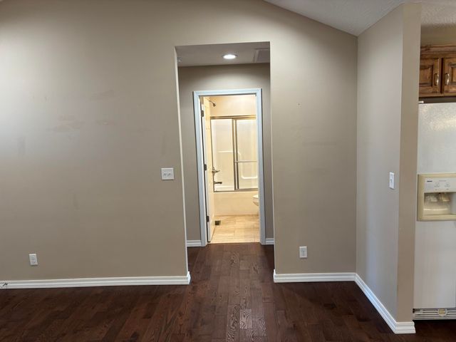 1107 Woodland Ridge Drive, Monett, MO 65708