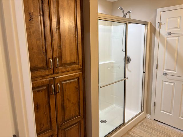 1107 Woodland Ridge Drive, Monett, MO 65708