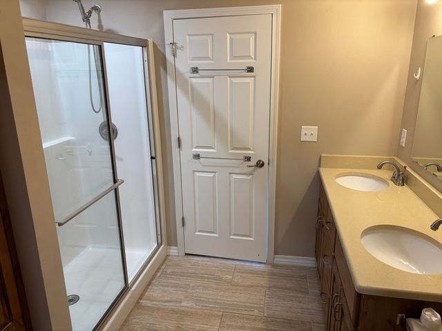 1107 Woodland Ridge Drive, Monett, MO 65708