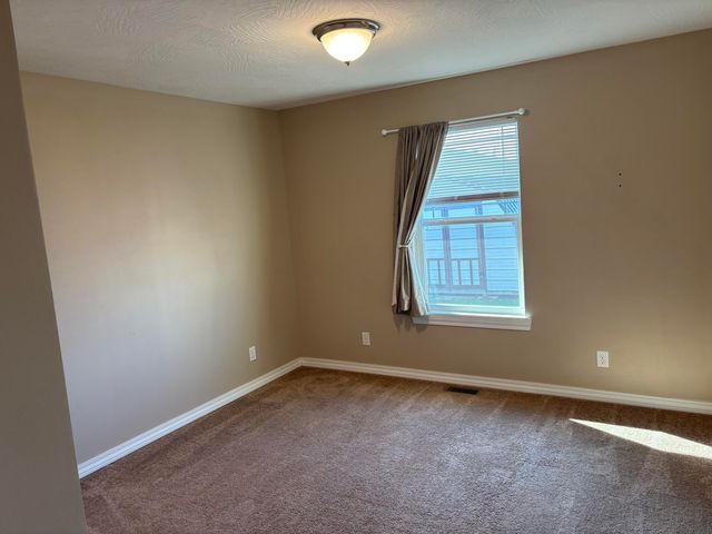 1107 Woodland Ridge Drive, Monett, MO 65708