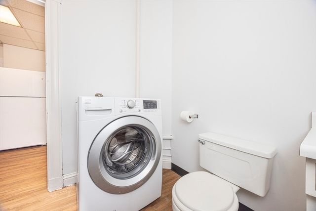 9 Clinton Path 1, Brookline, MA 02445