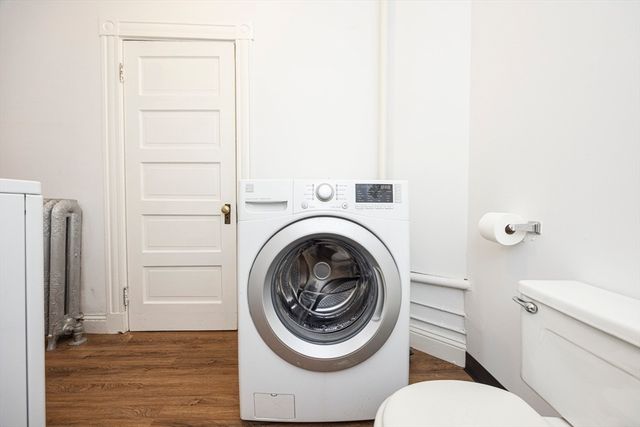 9 Clinton Path 1, Brookline, MA 02445