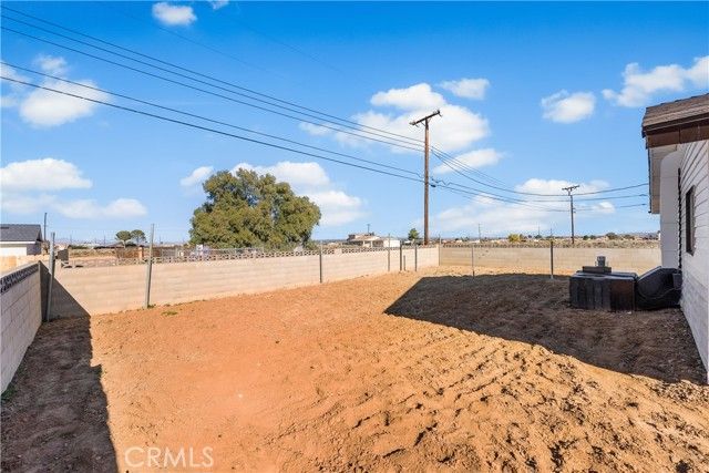 8443 Dogbane, California City, CA 93505