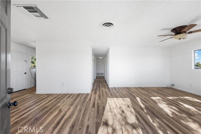 8443 Dogbane, California City, CA 93505