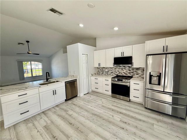 2600 SW 22nd PL, Cape Coral, FL 33914