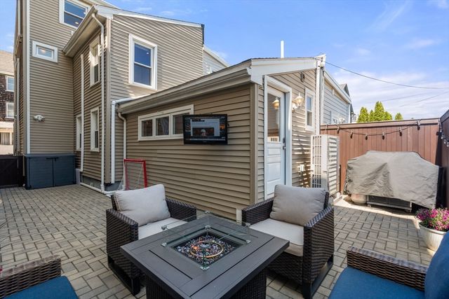 81 Pearl Street, Boston, MA 02129