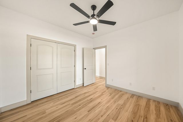 10897 COUNTRY AIRE MEADOWS CT, Holts Summit, MO 65043