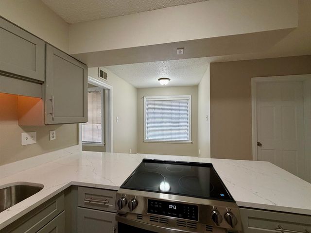 5621 SWEET GUM DR, Memphis, TN 38134