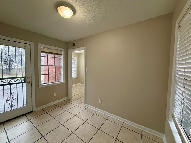 5621 SWEET GUM DR, Memphis, TN 38134