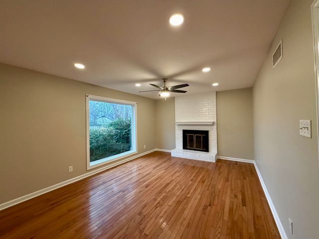 5621 SWEET GUM DR, Memphis, TN 38134