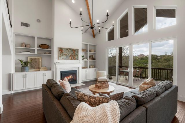 229 Huck Finn TRL, Dripping Springs, TX 78620