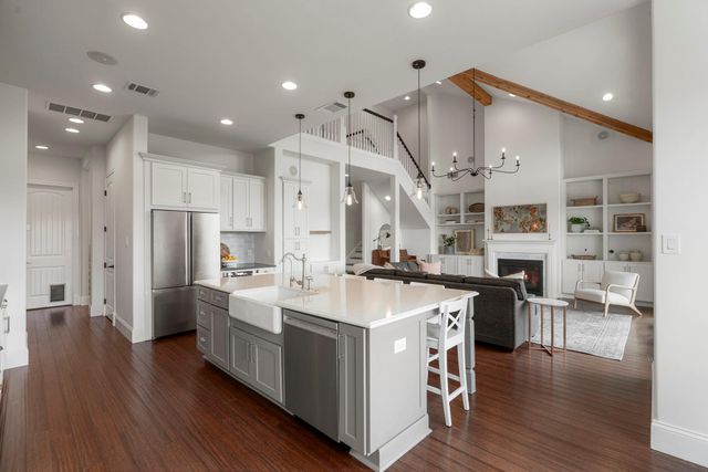 229 Huck Finn TRL, Dripping Springs, TX 78620