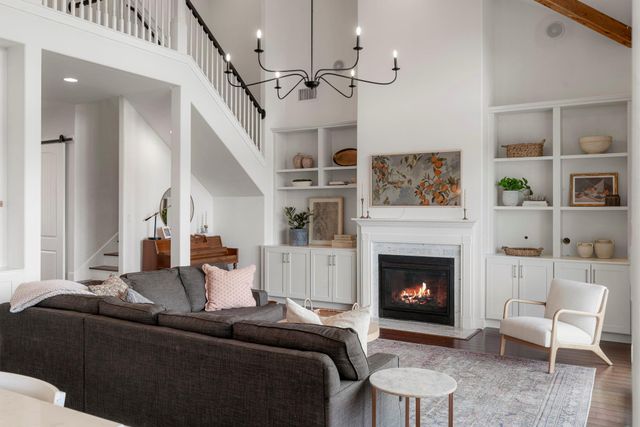 229 Huck Finn TRL, Dripping Springs, TX 78620