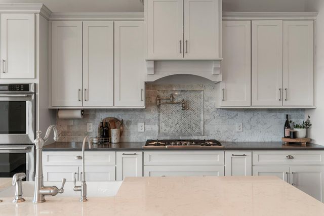 229 Huck Finn TRL, Dripping Springs, TX 78620