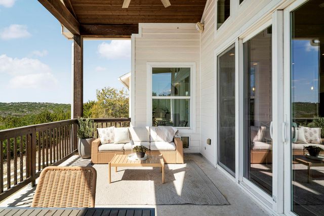 229 Huck Finn TRL, Dripping Springs, TX 78620