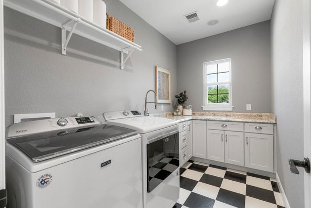 229 Huck Finn TRL, Dripping Springs, TX 78620