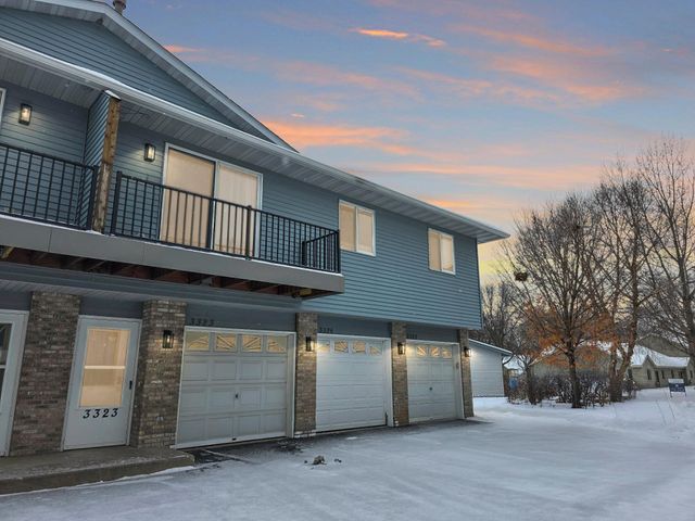 3323 Greenbrier Street, Vadnais Heights, MN 55127