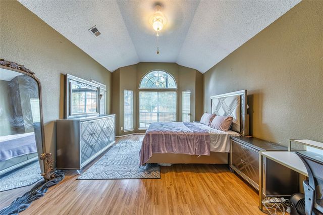2702 Crosslands Drive, Garland, TX 75040