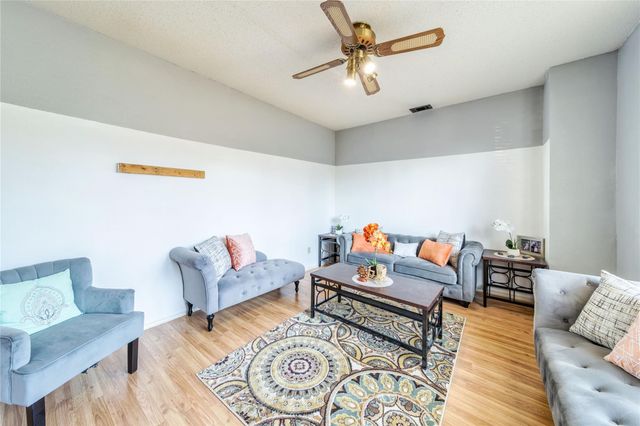 2702 Crosslands Drive, Garland, TX 75040